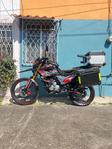 Motor 300cc. Caja De 80 L Y Laterales. Luces Exploradoras