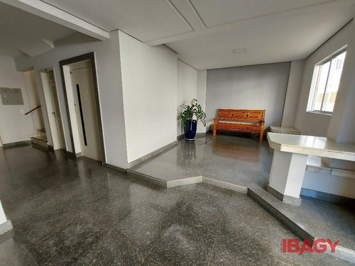 Imagem 2 de 15 de Excelente Apartamento 2 Dormitorio(s) Em Carvoeira - Florianopolis - L-114391