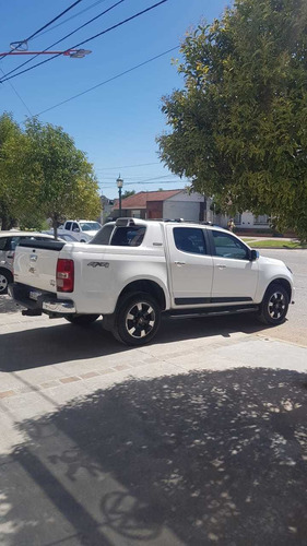 Chevrolet S10 2.8 Cd 4x4 High Country Tdci 200cv At 2016