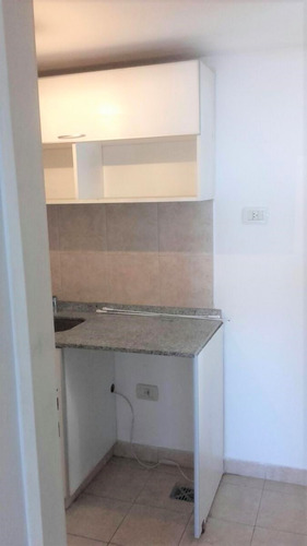 Imagen 5 de 11 de Retasado - Departamento 2 Ambientes En Venta En Pilar Centro