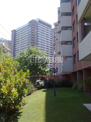 Departamento En Venta De 2 Dorm. En Las Condes