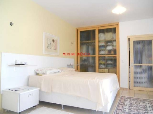 Imagem 7 de 12 de Casa Para Venda Com Piscina Em Bairro Nobre De Peruíbe Com 3 Dormitórios Sendo 2 Suítes, Sala De Estar Ampla Com Pé Direito Duplo, Sala De Jantar, Coz - Ca00473 - 2400629