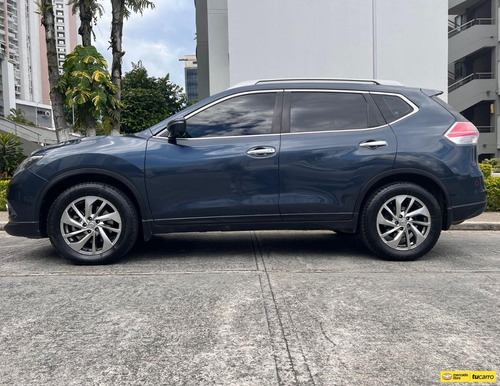 Imagen 4 de 12 de Nissan Xtrail Exclusive 2017, 2.5 Cc 4x4 Gasolina At