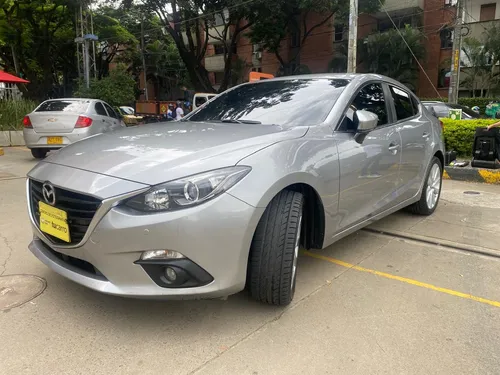 Mazda 3 2.0 Touring At
