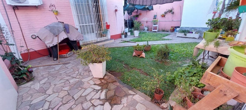 Imagen 7 de 12 de Casa Dos Dormitorios Con Local