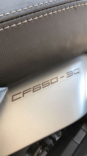 Imagen 7 de 24 de Cf Moto 650 Mt Tablero Tft 2023