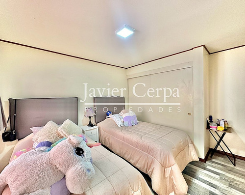 Amplia Casa En Sector Residencial Con Acceso Controlado