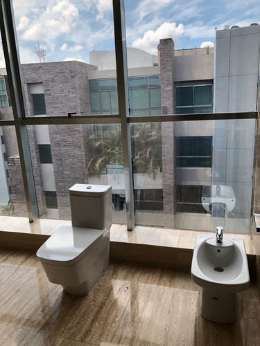 Imagen 24 de 29 de Fernando Perez Vende Penthouse A Estrenar En Terrazas Del Country Res Sibaris, Guataparo Valencia