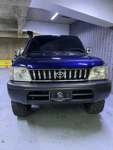 Imagen 2 de 11 de Toyota Meru