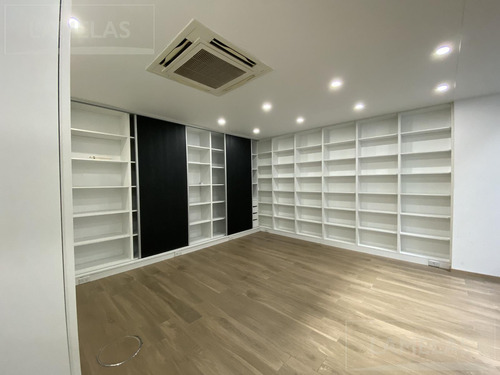 Venta Oficina 40m2 Forum Puerto Norte