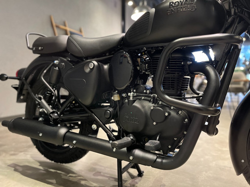 Royal Enfield Classic 350 Stealth Black