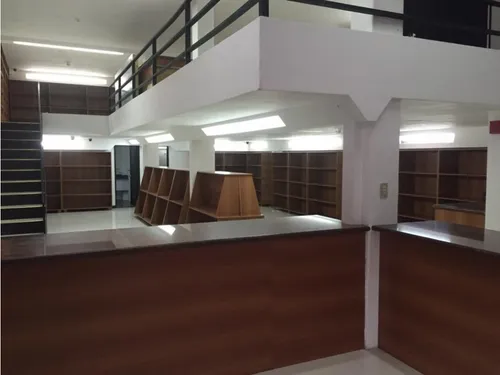 Catia Edificio En Venta