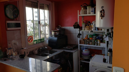 Imagen 13 de 26 de 3 Amb Al Frente Con Balcon ! Pisos Parquet !!! A Mts De Rivadavia - Visitelo...