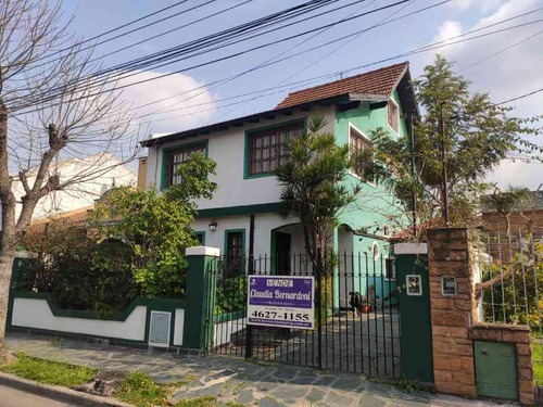 Casa Para 2 Familias En Venta En Castelar Norte