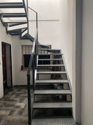 Departamento En Alquiler En Bernal Oeste