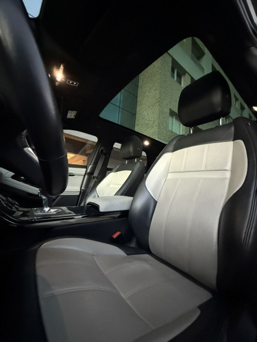 Land Rover Range Rover Evoque 2.0 P250 FLEX R-DYNAMIC SE AWD AUTOMÁTICO