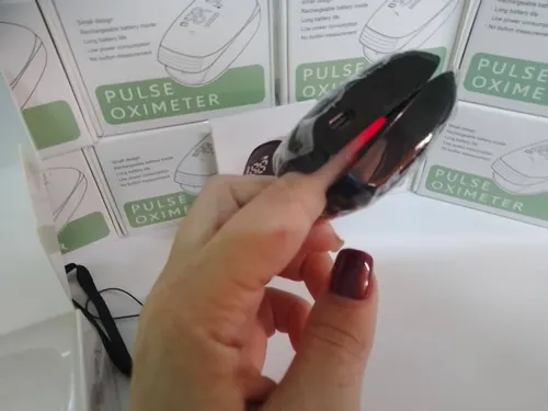 Oxímetro Recargable