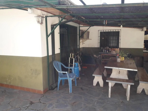 Imagen 9 de 13 de Vendo Casa En Buen Estado Y Con Muy Buena Funcionalidad