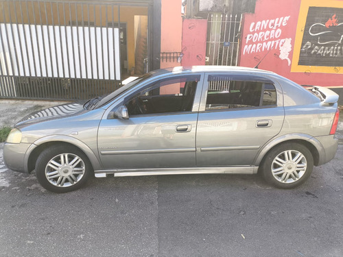 Chevrolet Astra 2.0 Elegance Flex Power Aut. 5p