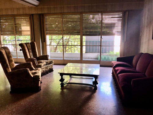 Imagen 19 de 30 de Casa Venta Barracas En Block Garaje Jardín Terraza