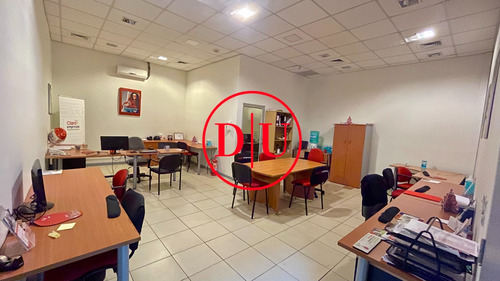 Edificio De 3 Pisos En Arriendo | Centro De Iquique