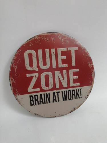 Aviso Redondo Metal Relieve Pintado U.s.a Quiet Zone