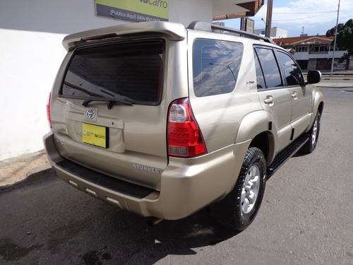 Imagen 4 de 11 de Toyota 4runner Sr5