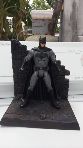 Dc Multiverse Batman, Ben Affleck, Traje Gris, C / Batarang!