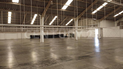 Bodegas En Venta 50,000 M2, Complejo Cerca Autopista Mex-pue, Tlaxcala