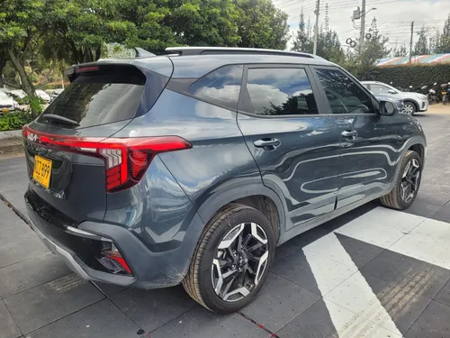 Kia Seltos 2.0 Zenith 4X2