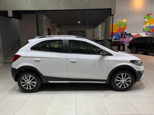 Chevrolet Onix 1.4 Activ 5p