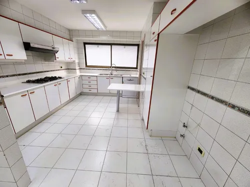 Gran Departamento 3d+3b+sala+servicios+piscina Temperada