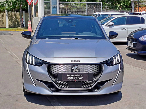 Peugeot 208 GT 1.2 AT