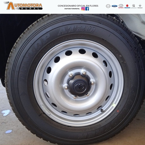 Imagen 11 de 25 de Toyota Hilux 2023 2.4 P.up T.diesel Dx 4x4