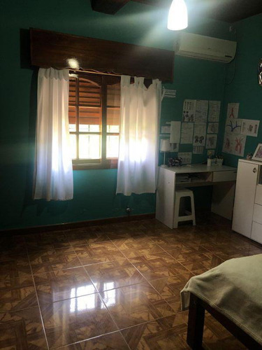 Casa En Venta En El Alpino