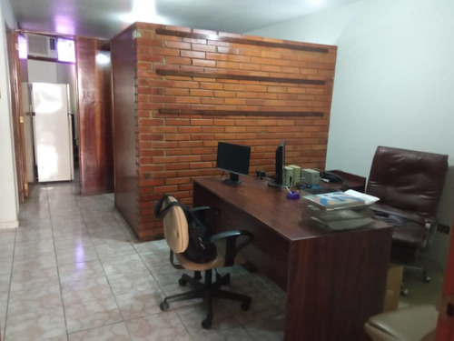 Imagen 4 de 9 de Consultorio Médico En Alquiler Calicanto 0412-8887550