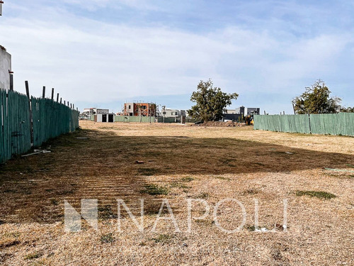 Imagen 2 de 7 de Venta De Lote Excelente Ubicacion, En Lagos De Canning