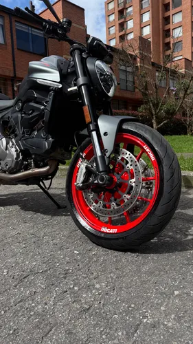 Ducati Monster 937