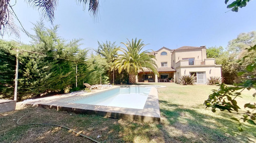 Casa En Venta En El Robledal, Pilar, Gba Norte