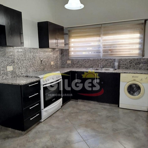 Alquiler Casa 3 Amb En Ramos Mejia 2 Ptas. C/cochera
