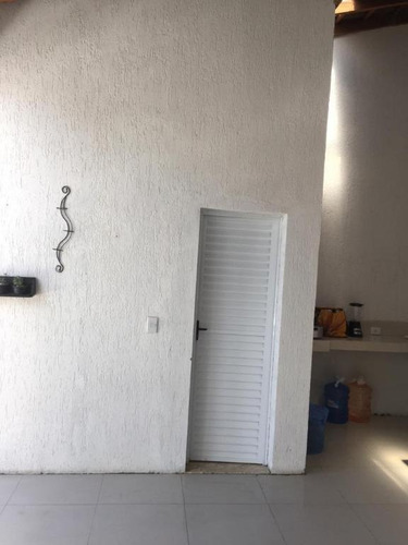 Imagem 24 de 30 de Casas - Venda - São Clemente - Cod. Ca0317 - Vca0317