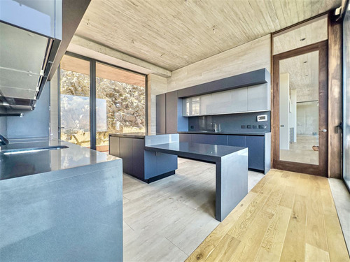 Nueva, En Condominio: Santa María De Manquehue