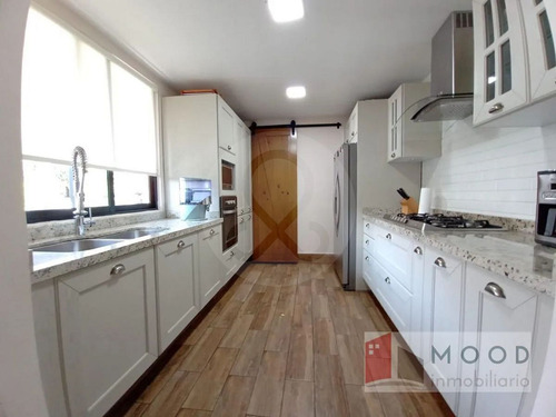 Casa En Venta En Lomas De Las Aguilas