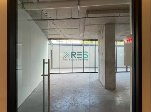 Local Comercial En Arriendo En Vitacura