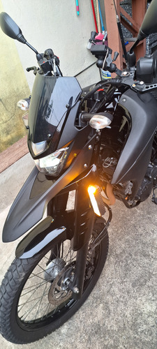Moto Muito Bem Conservada. Sou Segundo Dono.