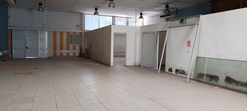 Sitio En Arriendo Bombero Nuñez Solo Para Bodegaje Y Distrib