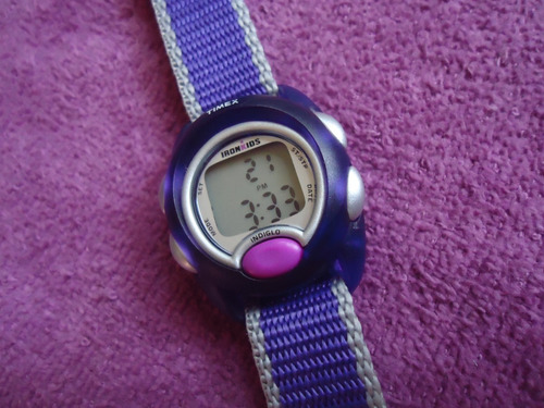 Timex Digital Reloj Retro Para Mujer (Usado)