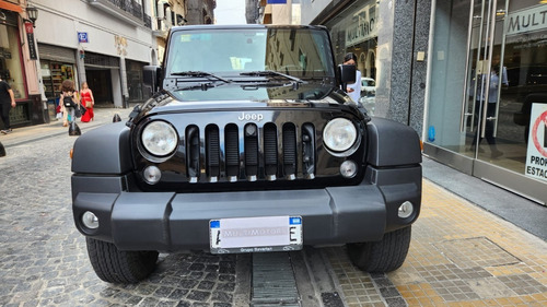 Imagen 2 de 17 de Jeep Wrangler Unlimited At 2019