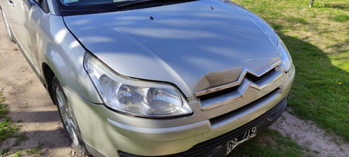 Imagen 4 de 9 de Citroen C4 Exclusive 2.0 Full Gnc Cuero Pantallas