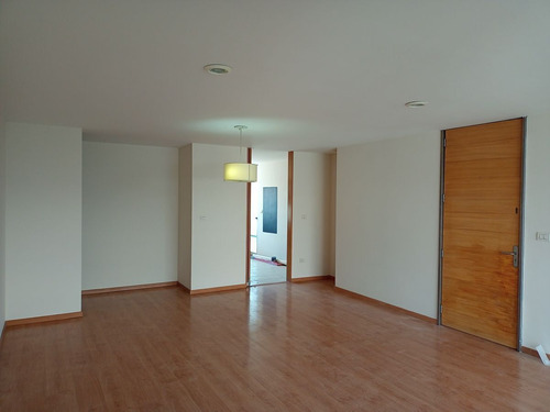 Renta Departamento Con Balcón -excelente Ubicación En La Nápoles-